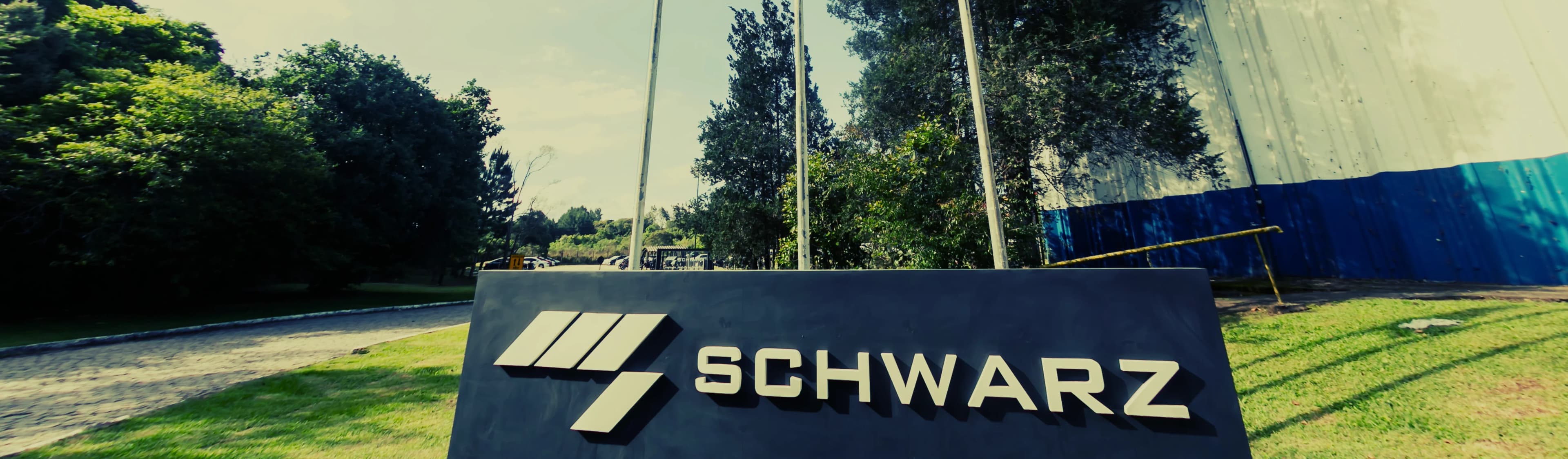Schwarz